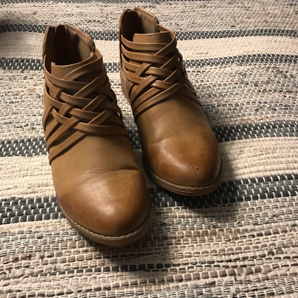Rocket Dog Mass Ankle Boot Tan Size 8